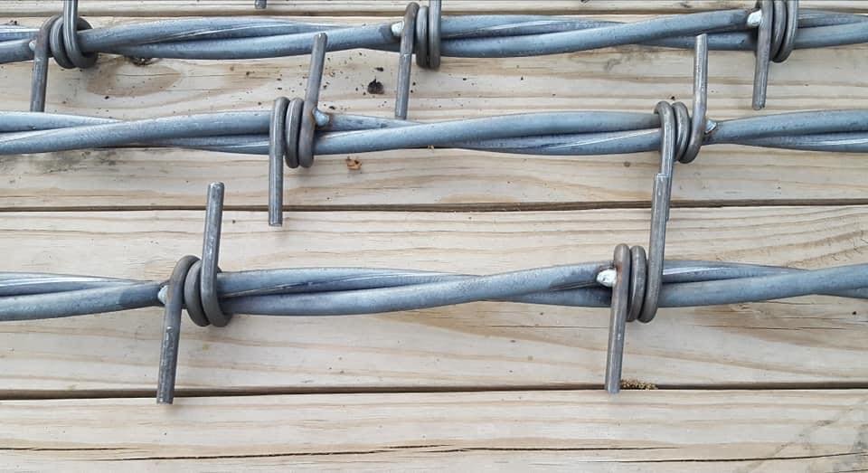 Barb wire or clearance barbed wire